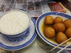 -广信牛奶甜品世家(台东店)