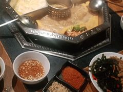 -佬土鹅肠火锅(扬中步行街店)