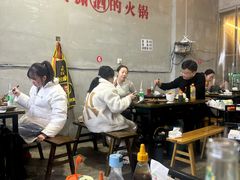 -黄潇洒老火锅(九眼桥宏济巷店)