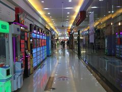 -鸿通城购物中心