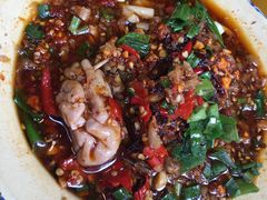 -拈签一笑黄牛肉辣卤串串
