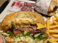 -The Habit Burger Grill 哈比特汉堡(复兴soho店)