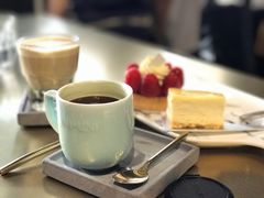 -UNI UNI(环亚凯瑟琳店)