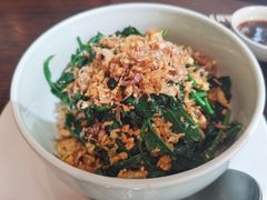 -Chom Cafe and Restaurant
