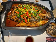 -江边城外烤全鱼(世茂广场店)