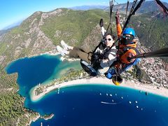 -费特希耶滑翔伞