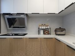 -创美居装饰(中洲里程店)