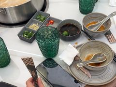 -喃喃椰·糟粕醋·椰子鸡火锅(七堡花园店)
