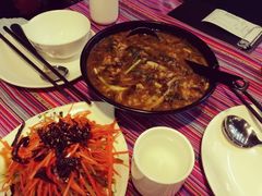 -香巴拉云南餐厅(华莱坞店)