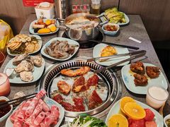 -金滏山烤肉·海鲜·火锅自助餐厅(襄阳万达店)