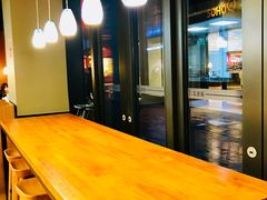 用餐区-The Habit Burger Grill 哈比特汉堡(复兴soho店)