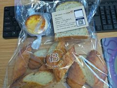 -巴黎贝甜(亿合城店)