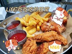 -九月里.自由花园餐厅