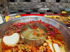 菌菇鸳鸯锅-谭鸭血老火锅(七宝万科广场店)