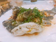 -覃记海鲜美食餐厅