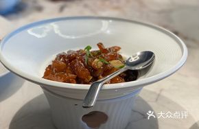 Zhongqiu Large Green Onion Braised Deer Tendon and Sea Cucumber