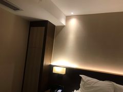 -潮岸酒店(广州琶洲会展广州塔店)