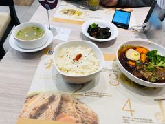 -康师傅私房牛肉面(马泉营奥莱店)