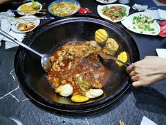 -缘福乡村铁锅炖民宿(八达岭店)