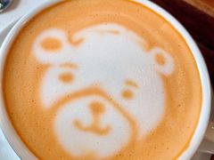 -Chom Cafe and Restaurant