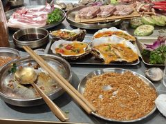 -围炉肉舍•炭烤活鳗•丹东海鲜烤肉(步行街店)