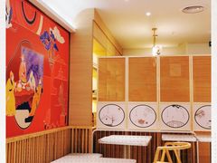 -东方既白(黄兴路大润发店)