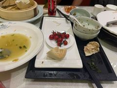 -良友·海鲜青岛菜·海肠捞饭(五四广场店)