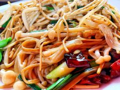 酸萝卜金针菇-易老头三样菜(南滨路总店)
