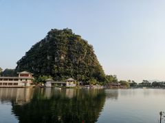 -星湖旅游景区七星岩