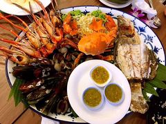 -The Dishes Seafood & Restaurant