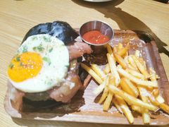 -HELLO 27 意面·沙拉·帕尼尼