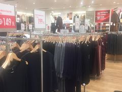 -优衣库(青岛万象城店)