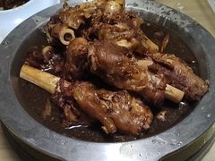 -聚首堂·特色小吃·肘子(什刹海德胜门店)