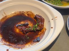 -新天明砂锅鱼头煲