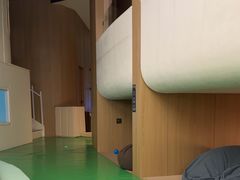 -涨巢·潮玩水疗局