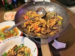 -富正毅三下锅·湘西韵味(天门山索道店)