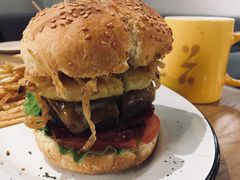 -HELLO 27 意面·沙拉·帕尼尼