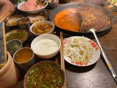 -萍姐火锅·公路夜市(武汉首店)