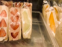 蜜瓜三明治-Fruwich果明治(西单更新场店)