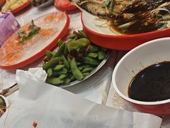 -海盗船. 龙虾烧烤. 酒馆
