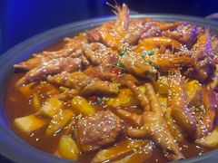 -徐记小怪兽肉蟹煲店(哈西万达金街店)