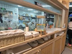 -Dough&Joe团憩(瑞虹天地月亮湾店)