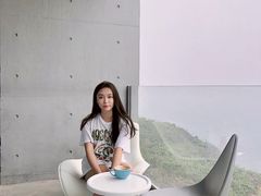 -悬崖咖啡厅