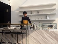 -UNI UNI(环亚凯瑟琳店)