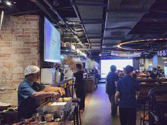 -麦凯伦烧烤·精酿超级工厂店(金桥总店)