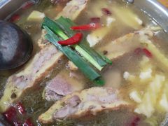 -镇雄酸汤猪脚(钻石广场分店)