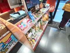 零售区-来伊份(田东路店)