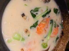 -十面欢腾·海鲜面·台式Bistro(长乐路店)