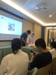 -盈月阁母婴护理中心·月子中心·月嫂育儿嫂