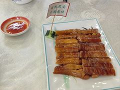 -津津名菜馆(绝没分店)